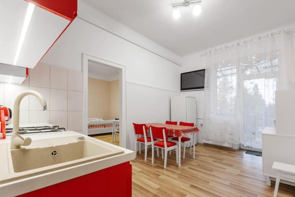 Apartament Astronomiczne Miejsce Przemysl Exterior photo