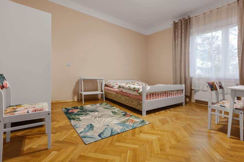 Apartament Astronomiczne Miejsce Przemysl Exterior photo